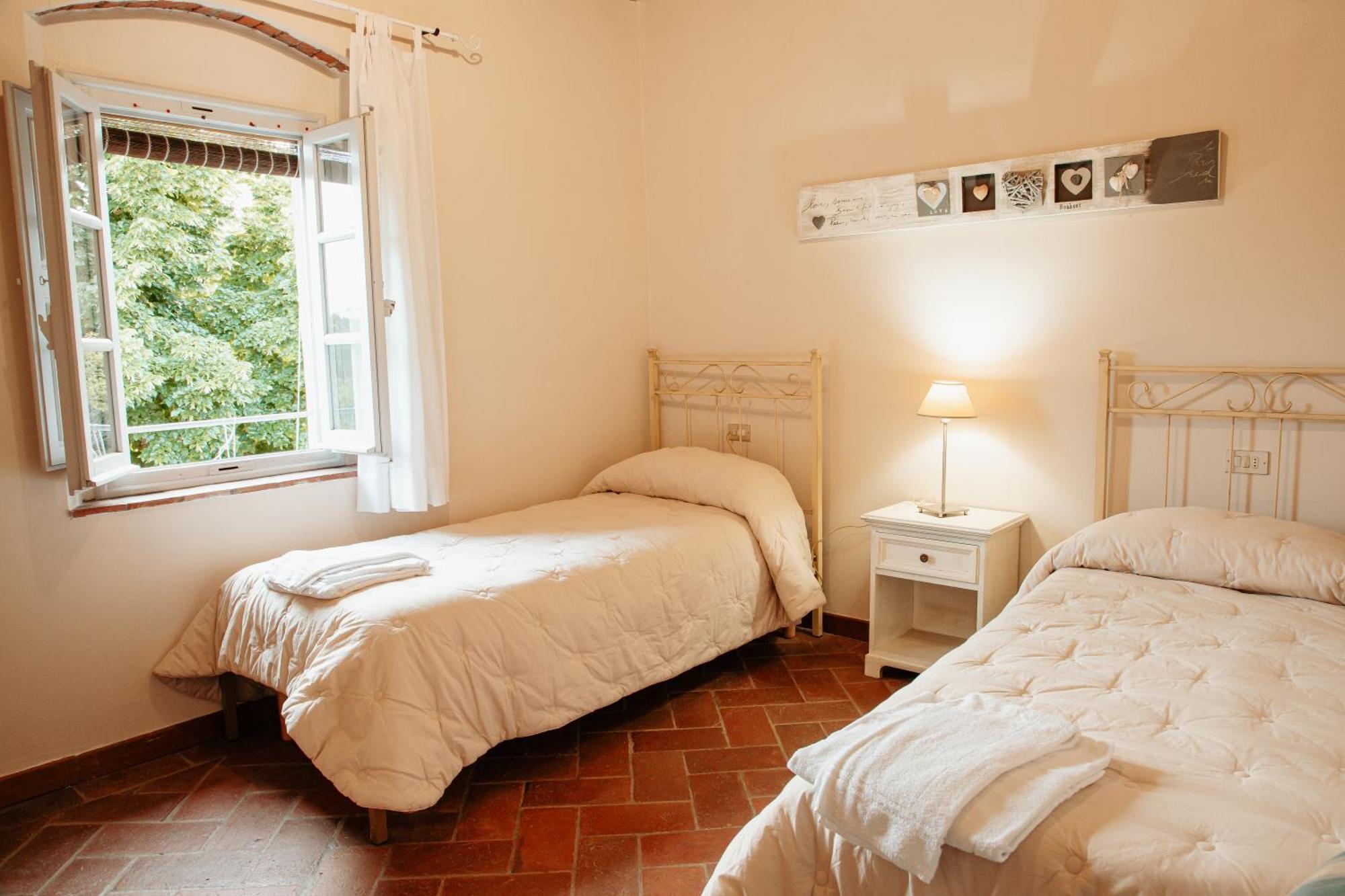 La Pescaia Casa Vacanza Larciano Luaran gambar